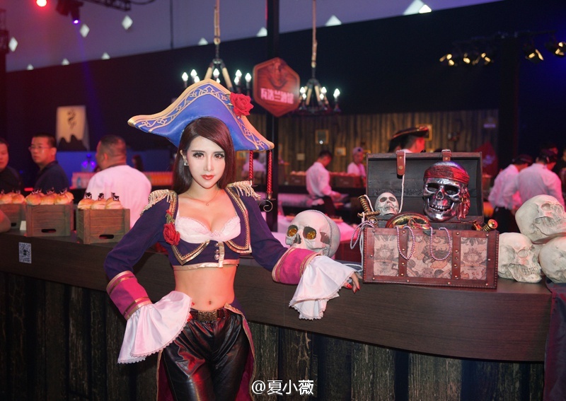 夏小薇 火辣性感私房照诱惑写真图