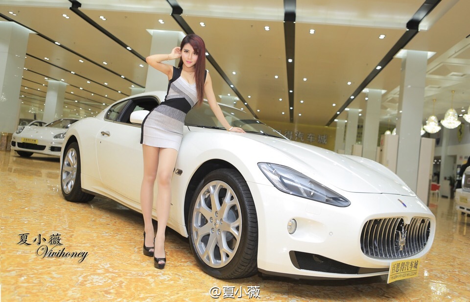 夏小薇 火辣性感私房照诱惑写真图