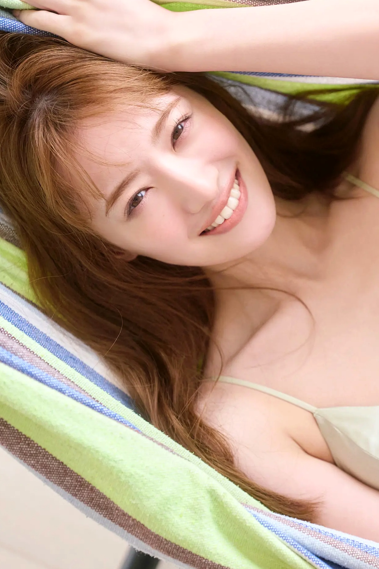 中田花奈《花ほころぶ》海边比基尼与温泉湿身清纯性感写真
