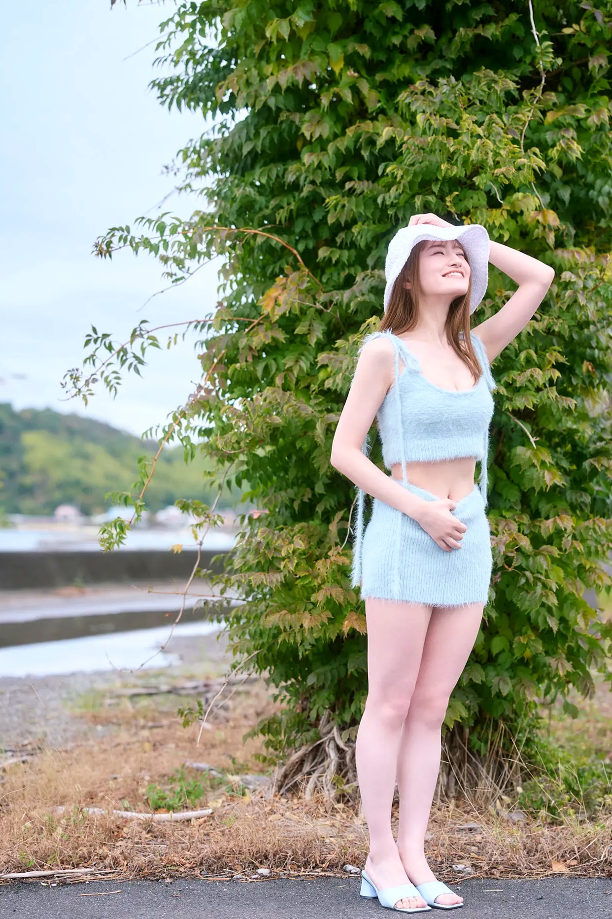 中田花奈《花ほころぶ》海边比基尼与温泉湿身清纯性感写真