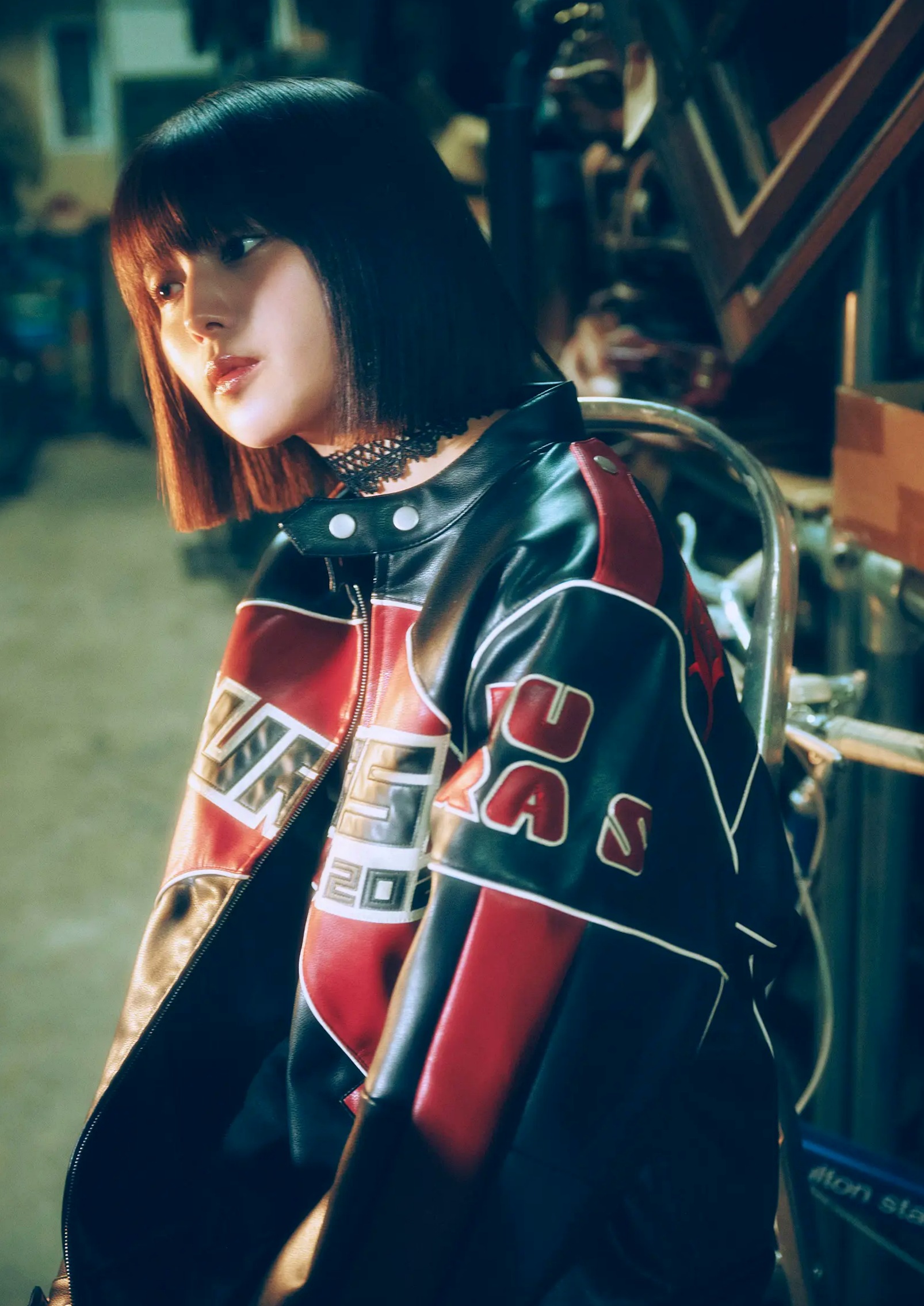 《北野瑠華 - Shape of My Heart》复古内衣美腿与机车野性性感写真