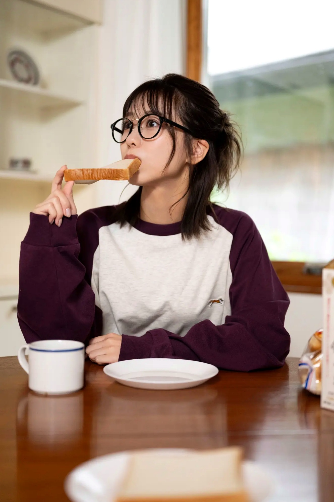篠崎彩奈 - 彼シャツのぬくもり 日系性感家居内衣私房照