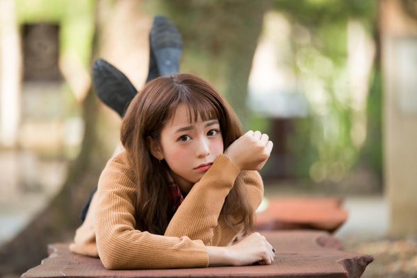 黑田真友香 现役女大学生首次泳装写真图