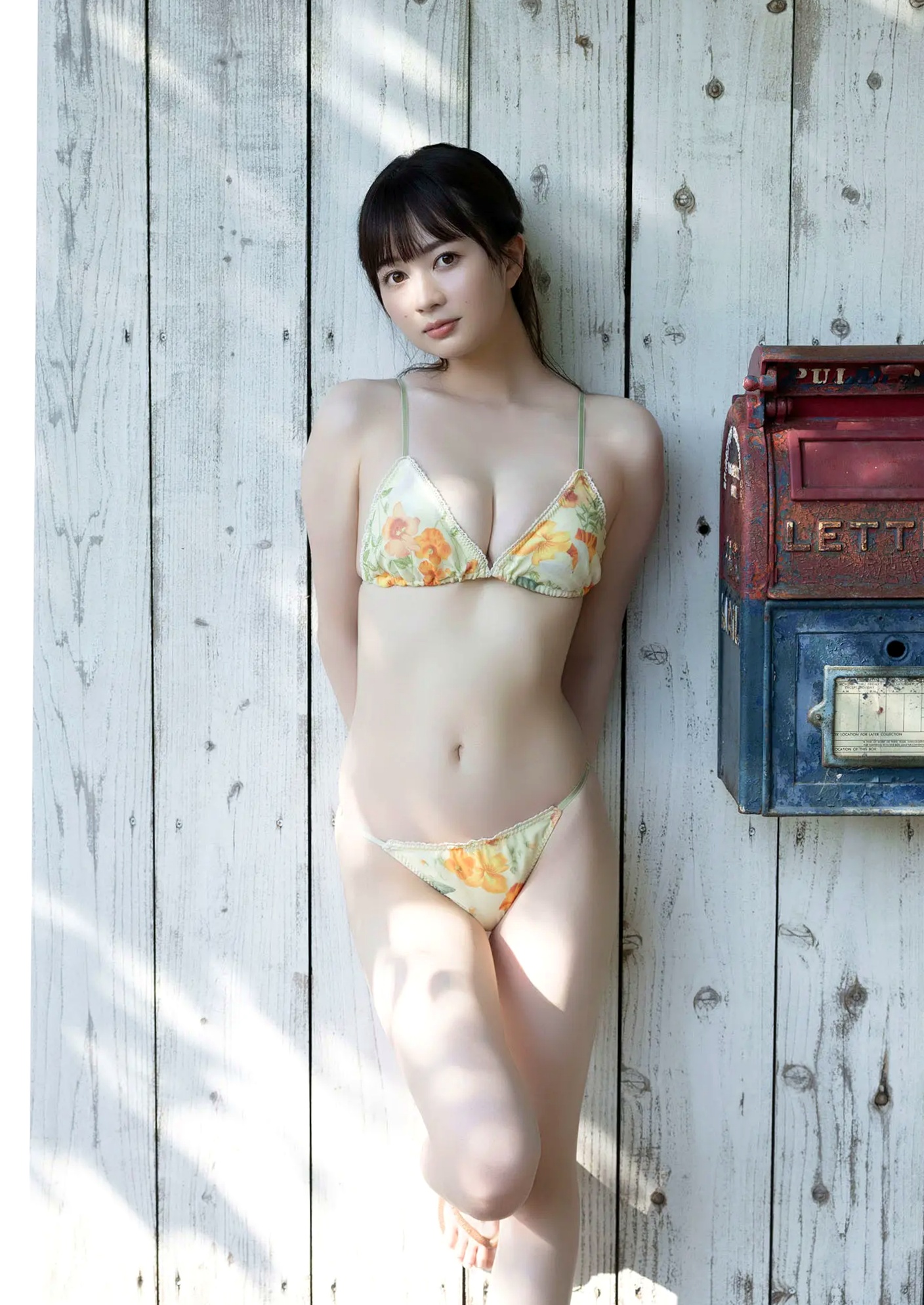 江籠裕奈 - Summertime Memories 日本清纯女神泳池海滩比基尼性感写真