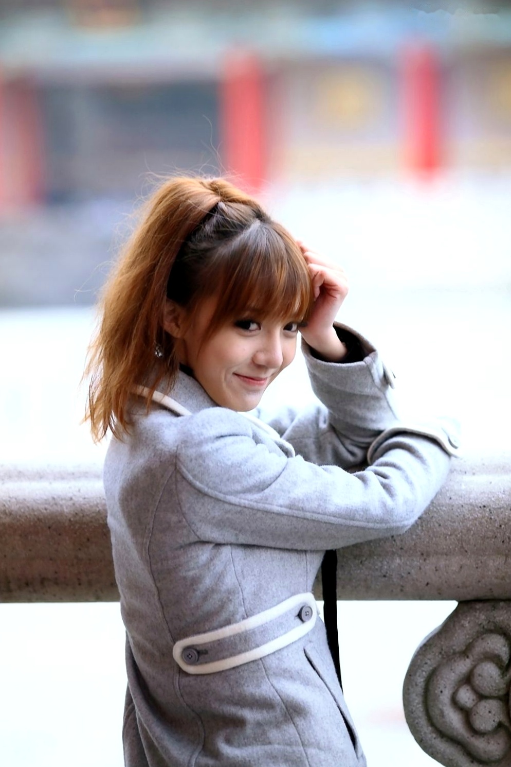 台湾正妹柠檬清新甜美户外写真,治愈系笑容灵动自然,打造满分女友感形象