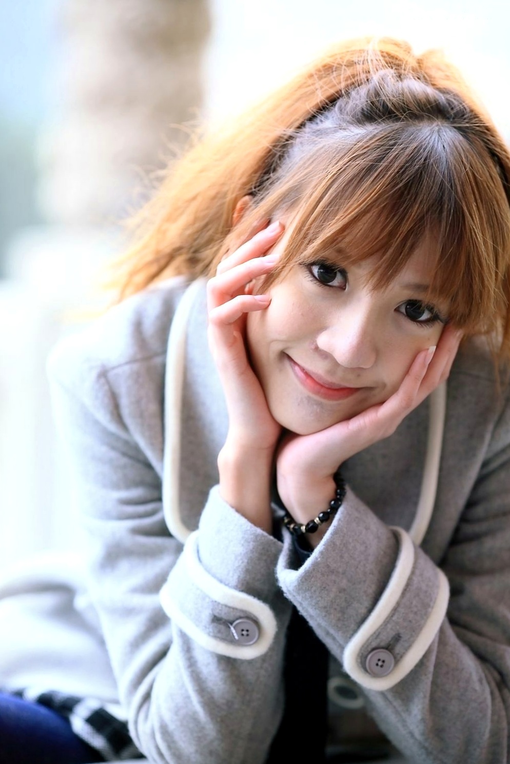 台湾正妹柠檬清新甜美户外写真,治愈系笑容灵动自然,打造满分女友感形象