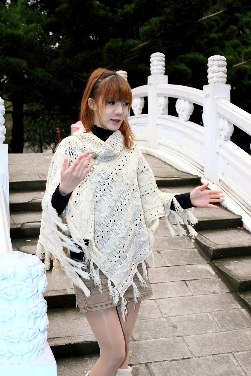 台湾正妹柠檬清新甜美户外写真,治愈系笑容灵动自然,打造满分女友感形象