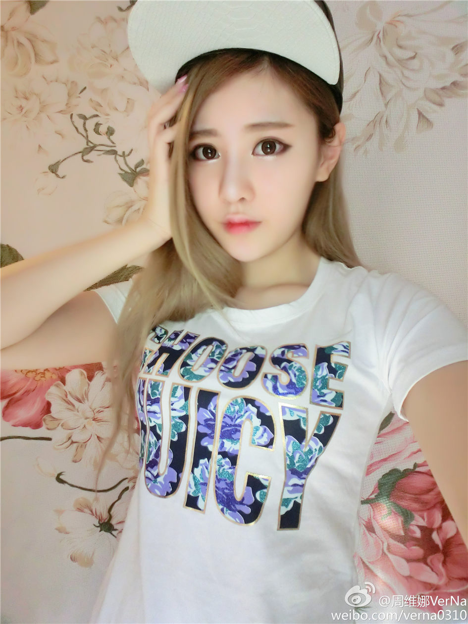 周维娜VerNa 性感美女淡雅脱俗私拍图片
