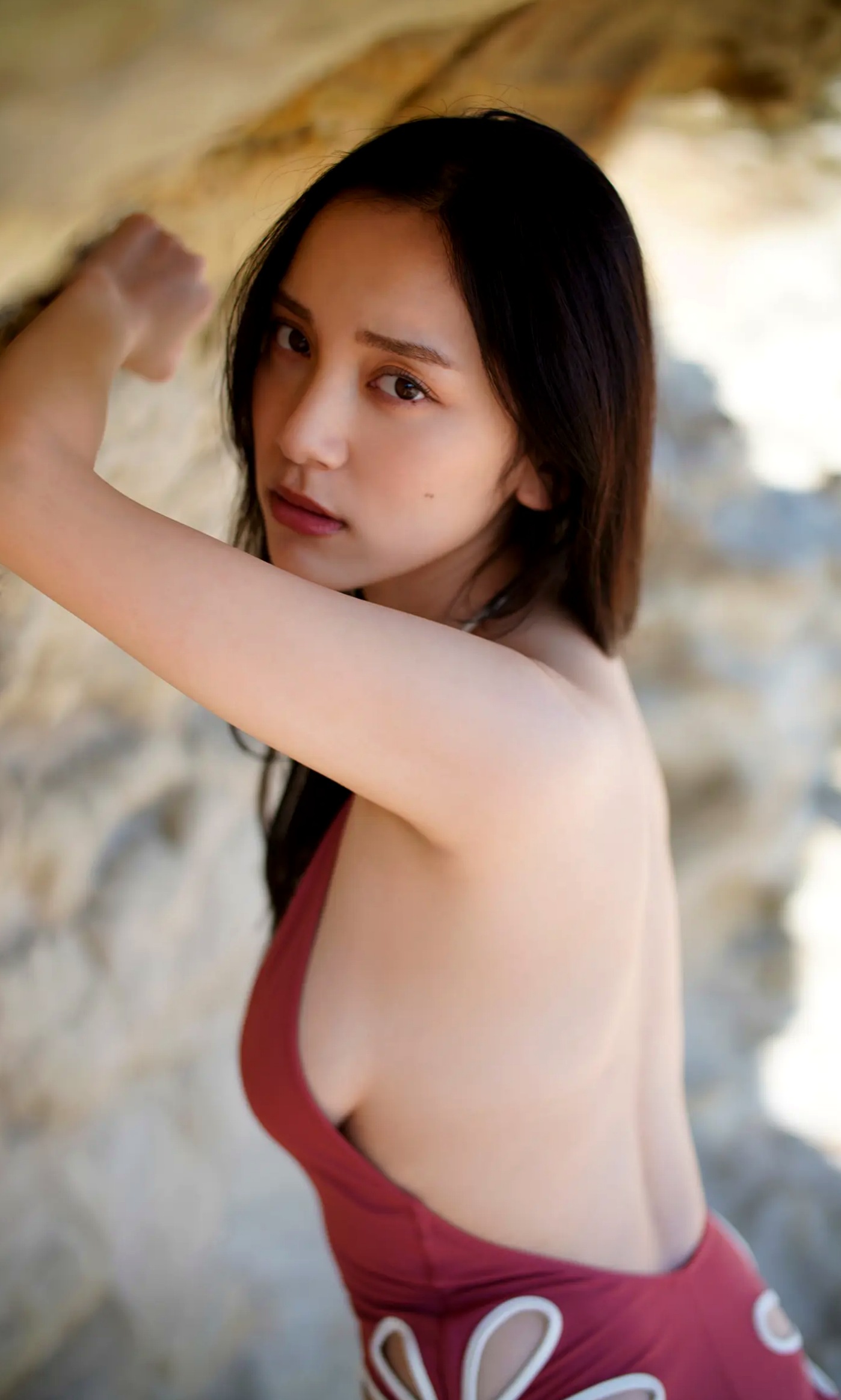 都丸紗也華 - DECADE 阳光海岸与性感比基尼清爽写真