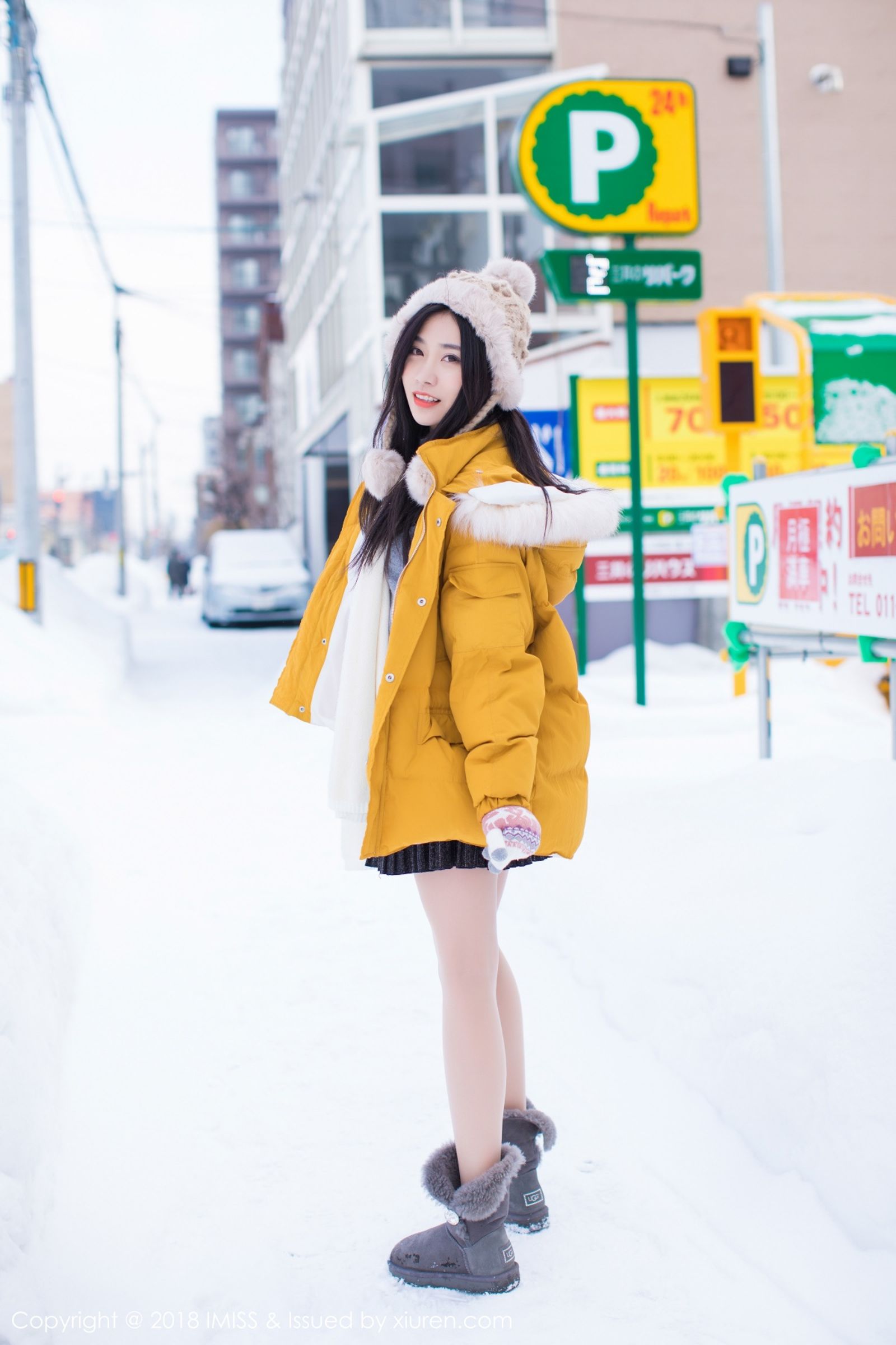 冬日女神许诺Sabrina 雪地戏耍妩媚和服