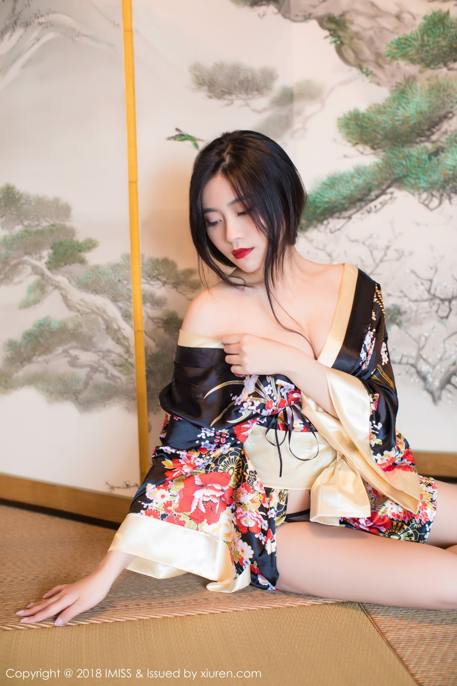 冬日女神许诺Sabrina 雪地戏耍妩媚和服