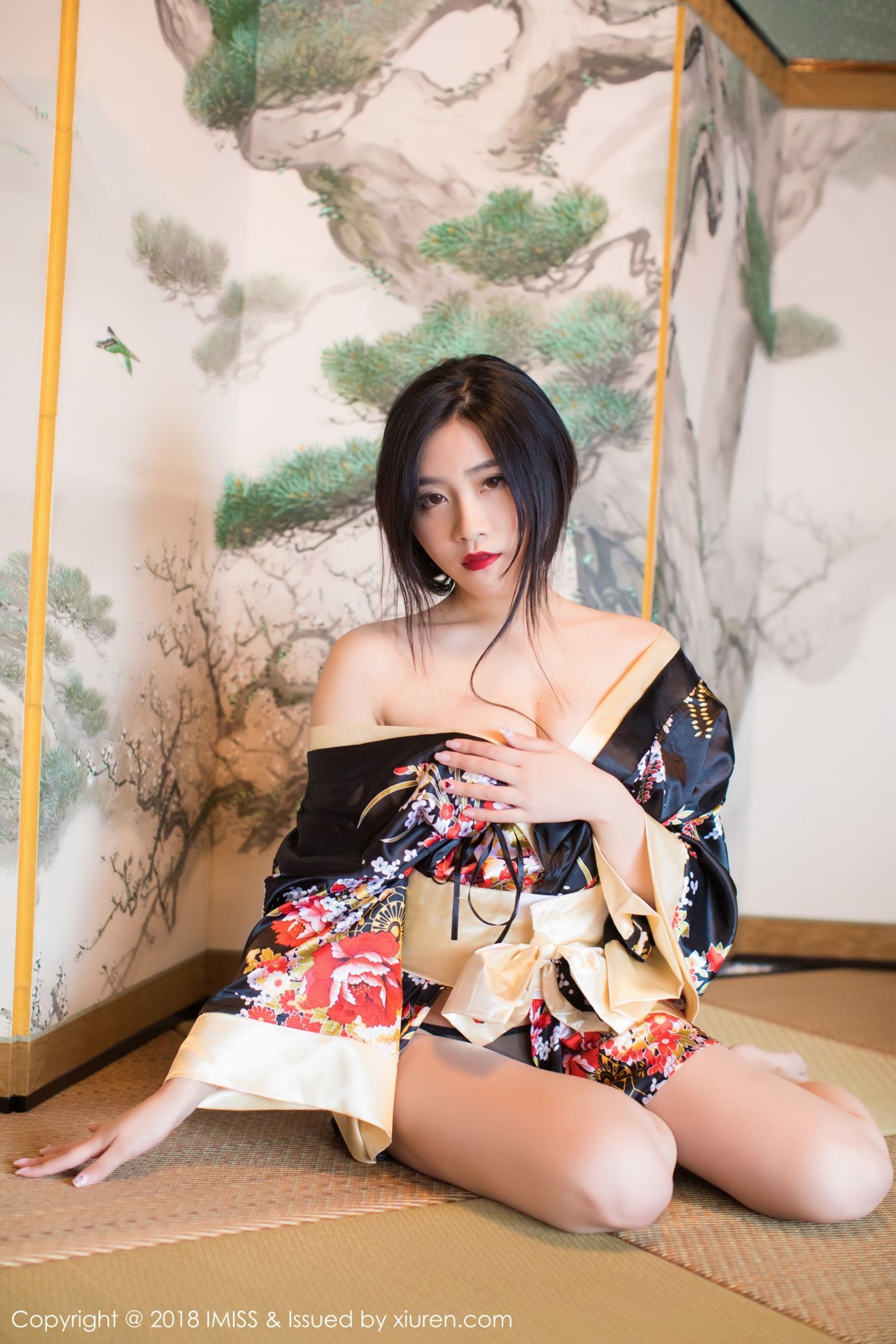 冬日女神许诺Sabrina 雪地戏耍妩媚和服