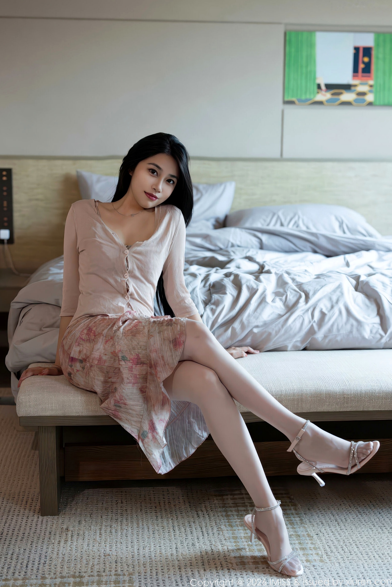 IMiss爱蜜社 804 许诺Sabrina红心内衣私房照,居家性感大尺度诱惑,极致唯美视觉盛宴
