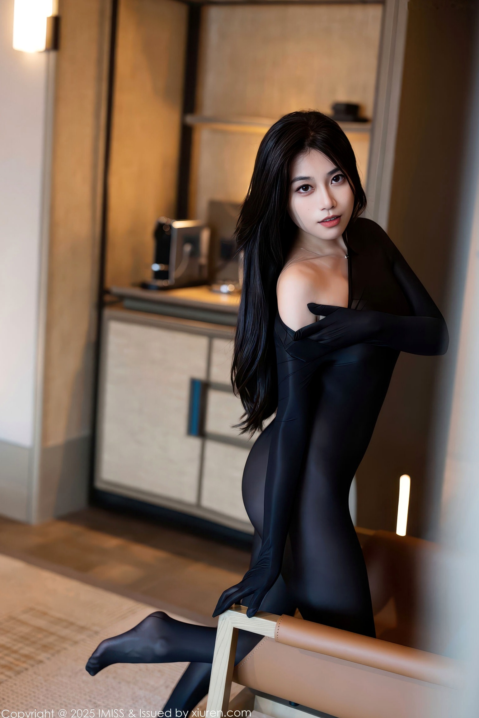 IMiss爱蜜社_803_许诺Sabrina:极品轻透连体黑丝私房照,优雅冷艳,尽显曲线诱惑,无圣光精选大尺度系列