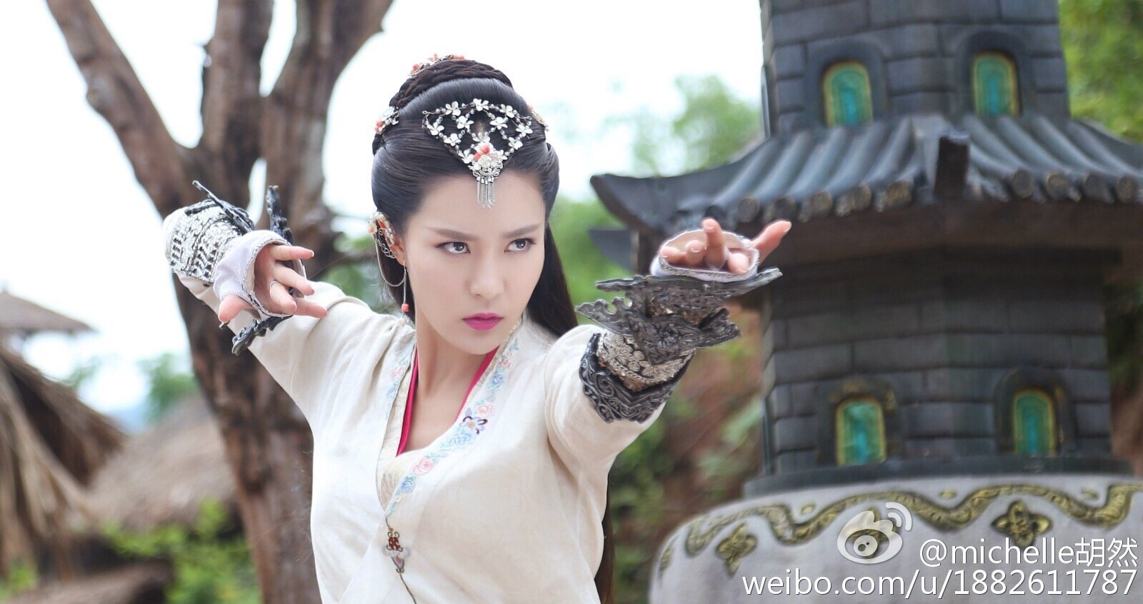 胡然 短发气质美女微博私房照诱惑写真图