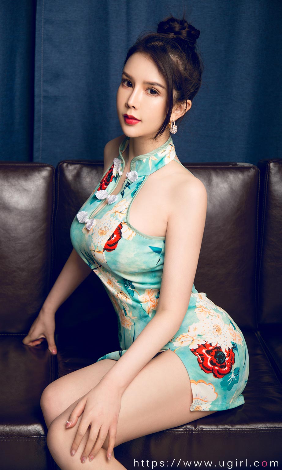 李丽莎高叉旗袍 大小姐的裙摆