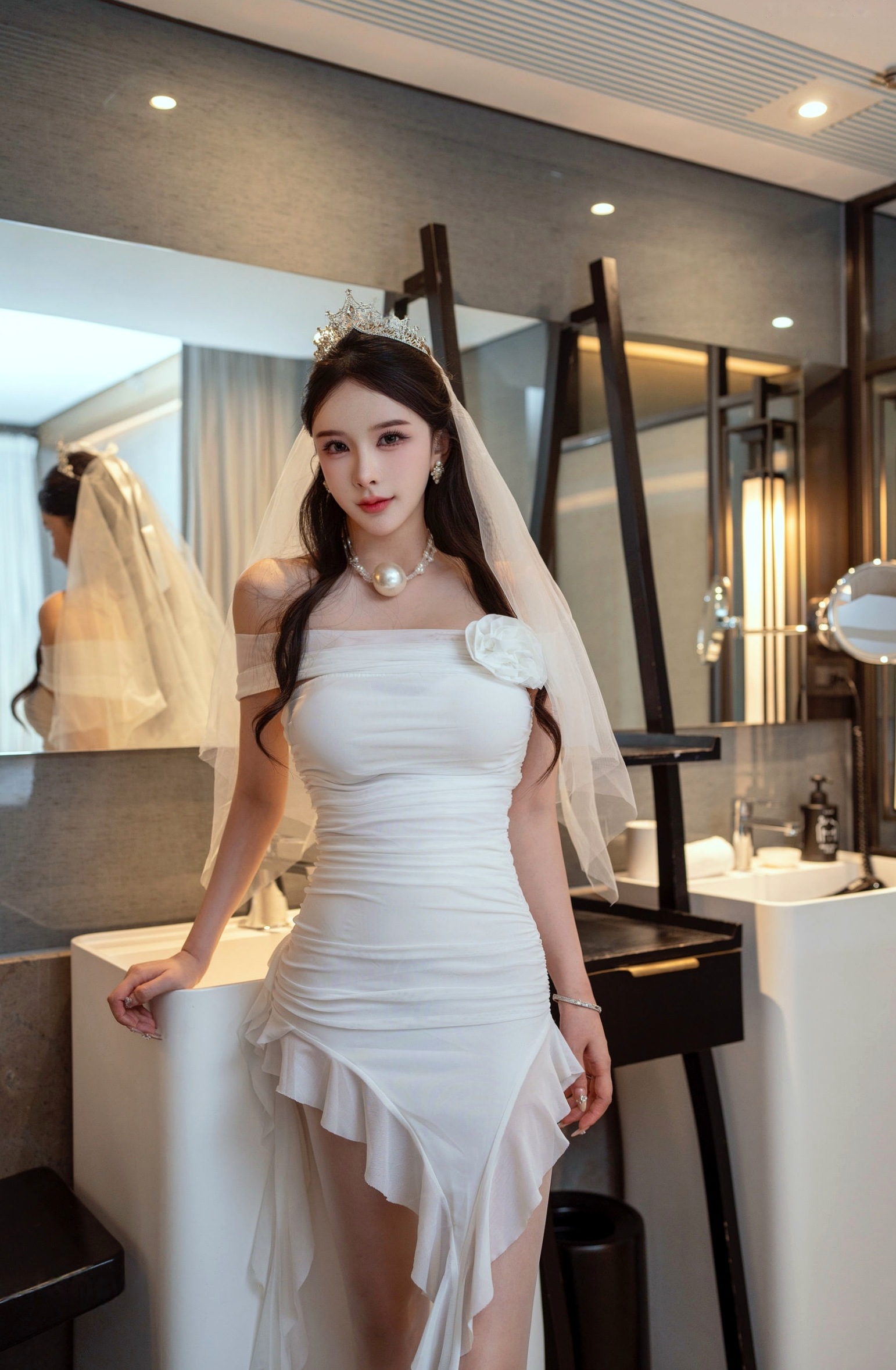 XR-Uncensored-李丽莎-在逃公主-XingYan星颜社-388-白色婚纱角色扮演-红蜡烛氛围感-私房大尺度