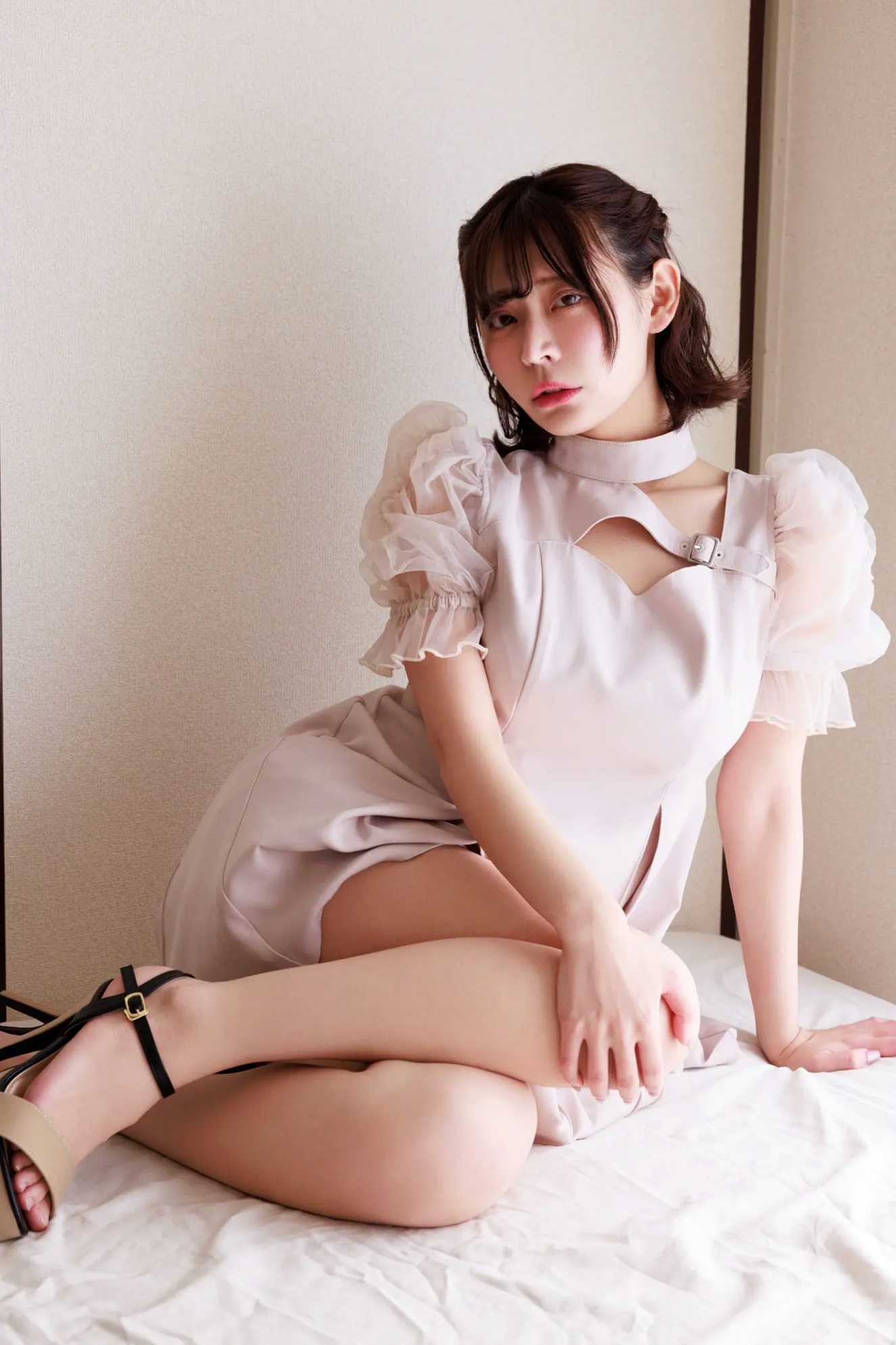 小日向結衣 - 見えても、いいかな。日本性感女神家居私房写真