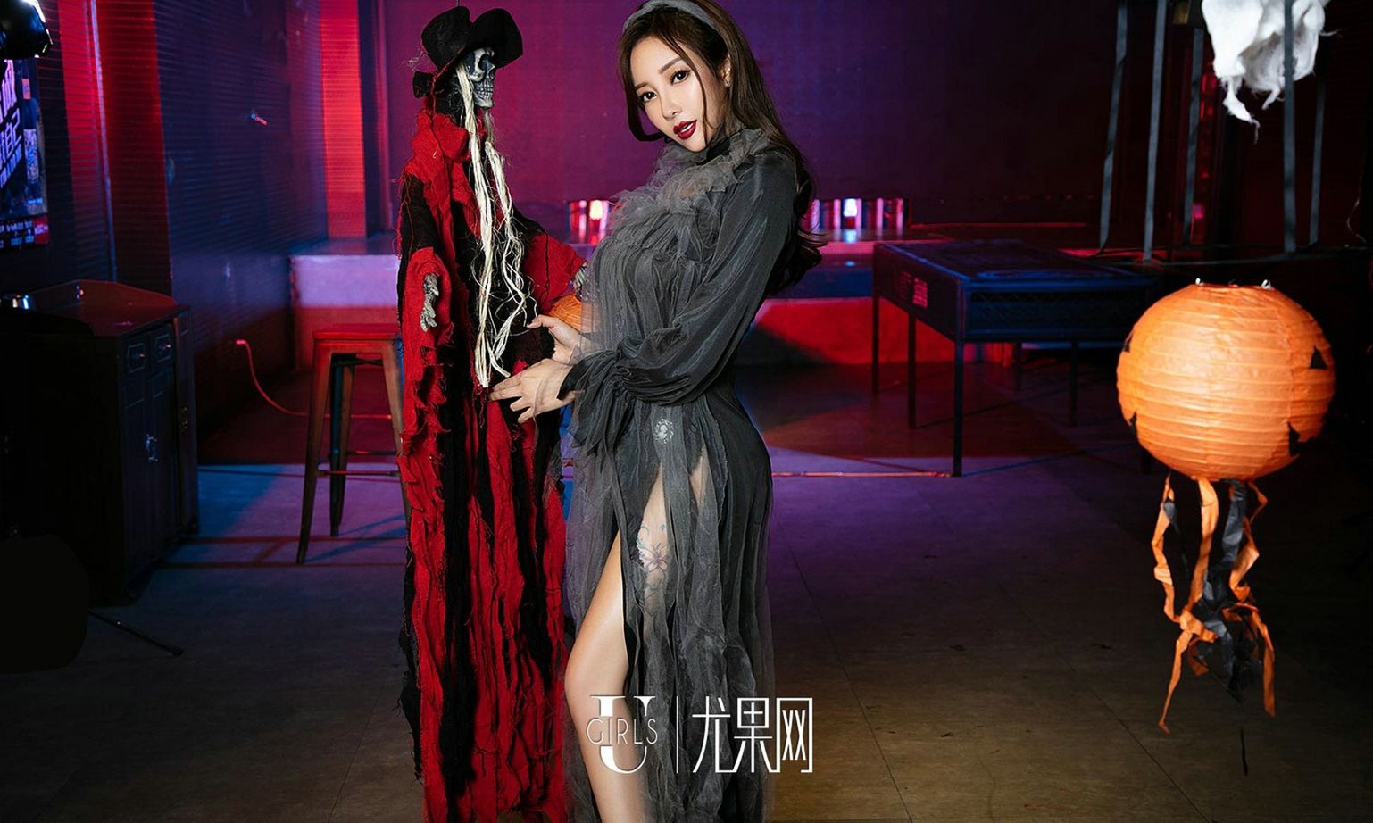 苏可可与松果儿 万圣节腰精胸猛