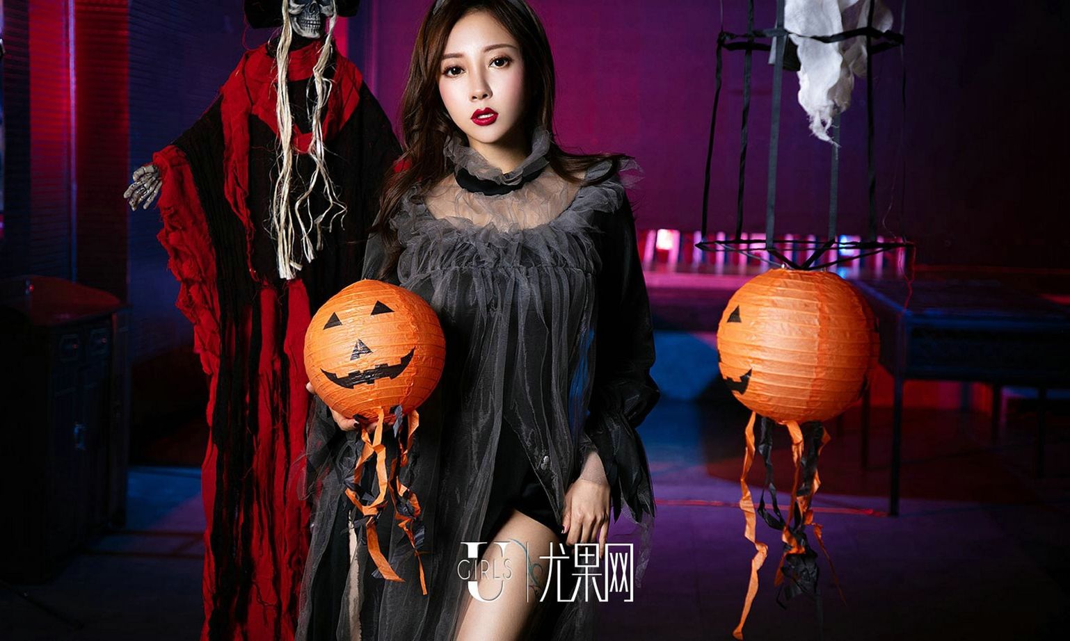 苏可可与松果儿 万圣节腰精胸猛