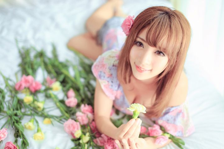 张蕴仪-青春少女泳装里的妖娆