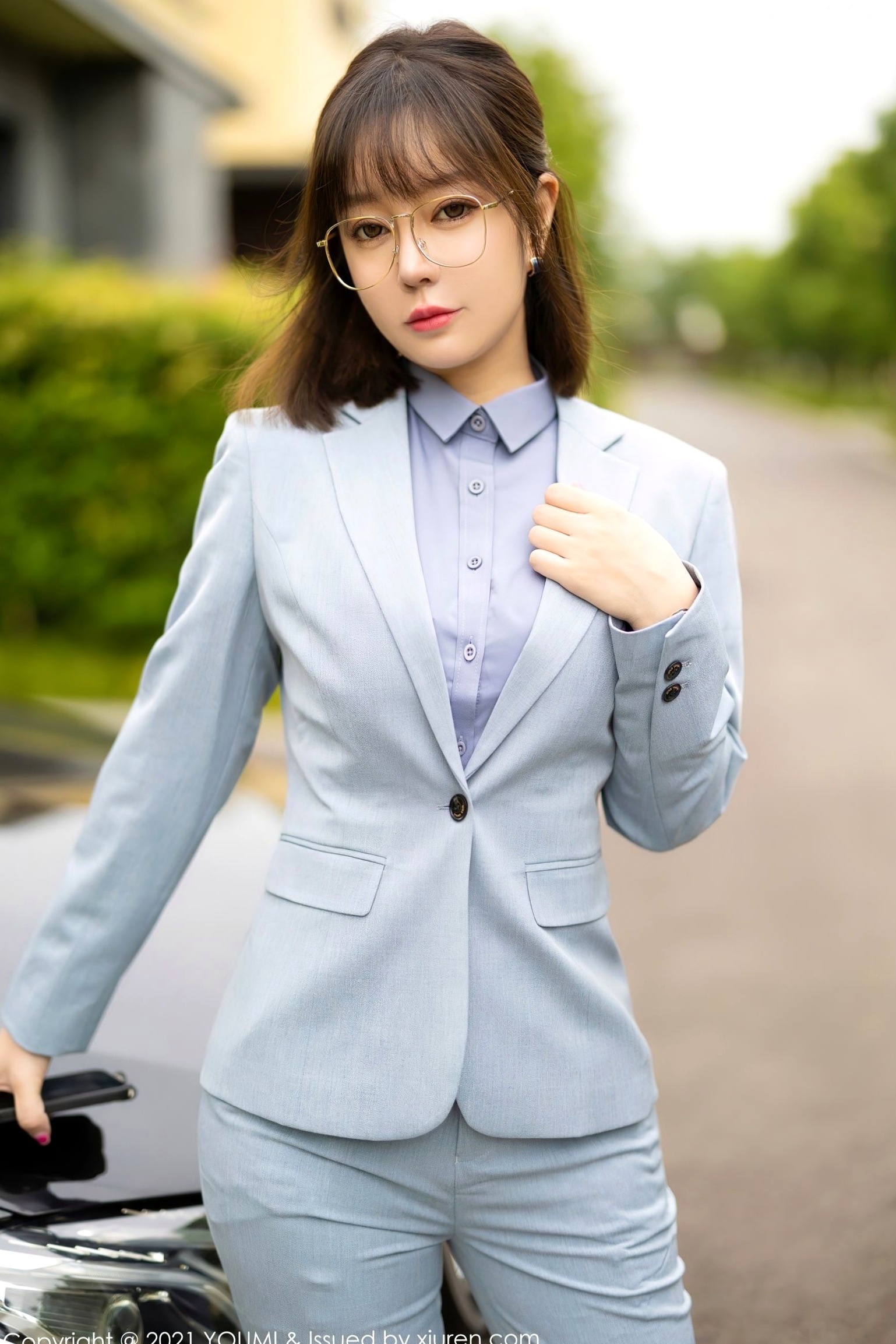 Gallery - YouMi尤蜜荟 - Chiness Model -王雨纯 成都室外旅拍,职场OL眼镜制服诱惑,蕾丝内衣与性感丝袜视觉盛宴尤蜜荟 - Chiness Model 性感制服丝袜诱惑 王雨纯女神私房照_秀色女神