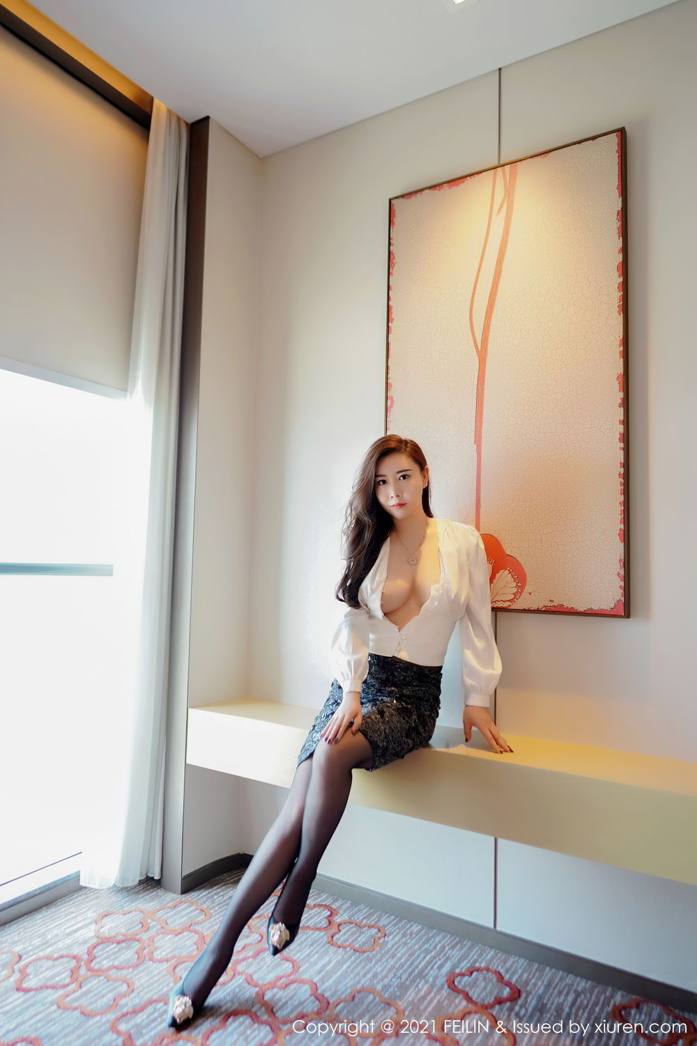 轻熟美女王婉悠 经典都市OL服饰
