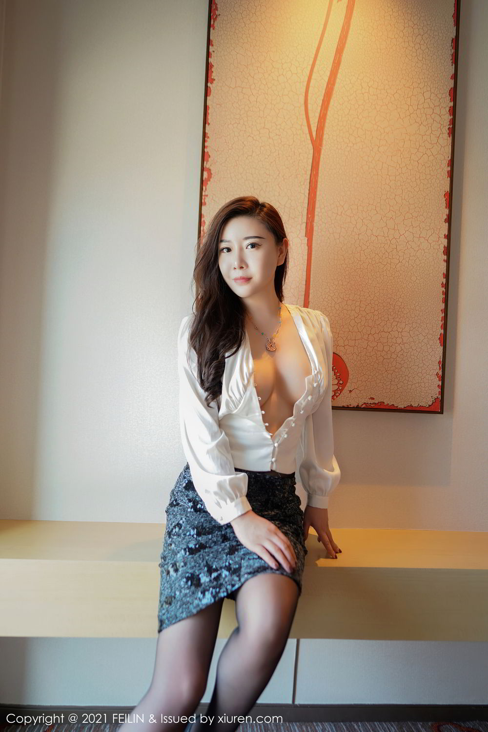 轻熟美女王婉悠 经典都市OL服饰