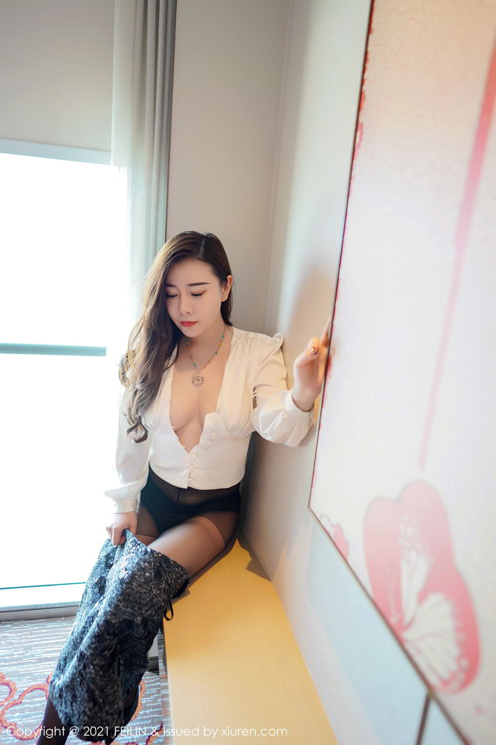 轻熟美女王婉悠 经典都市OL服饰