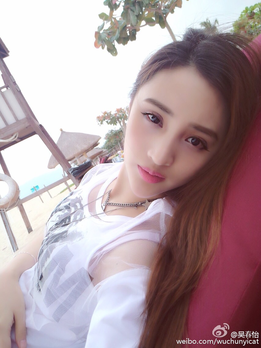 怡猫儿(吴春怡)-微博私房照