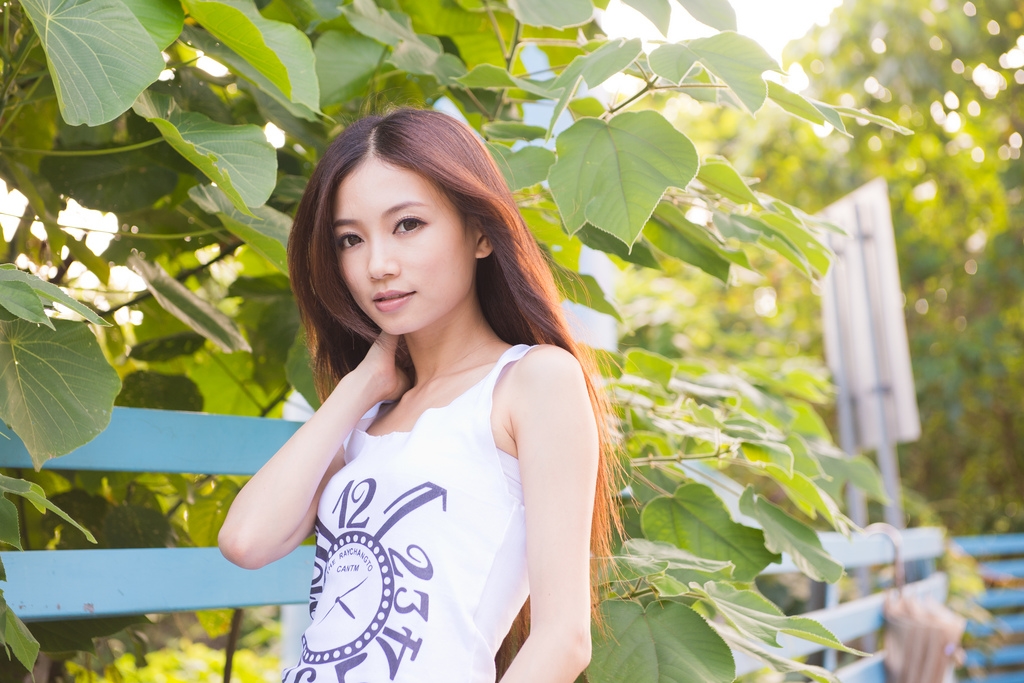 可艾(keai) 娇小型外拍正妹