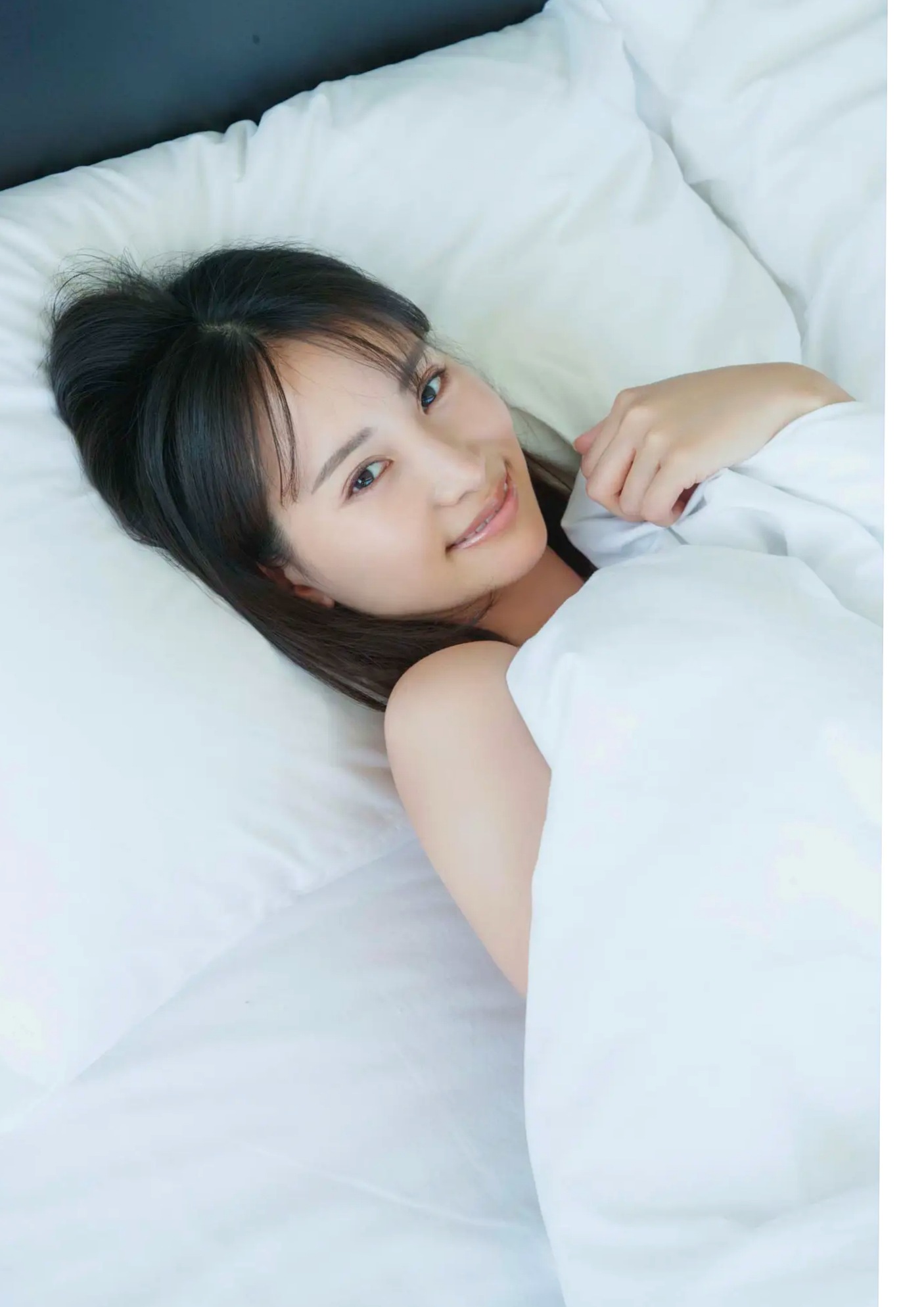 永尾まりや《Capricious》性感内衣与清新户外写真集