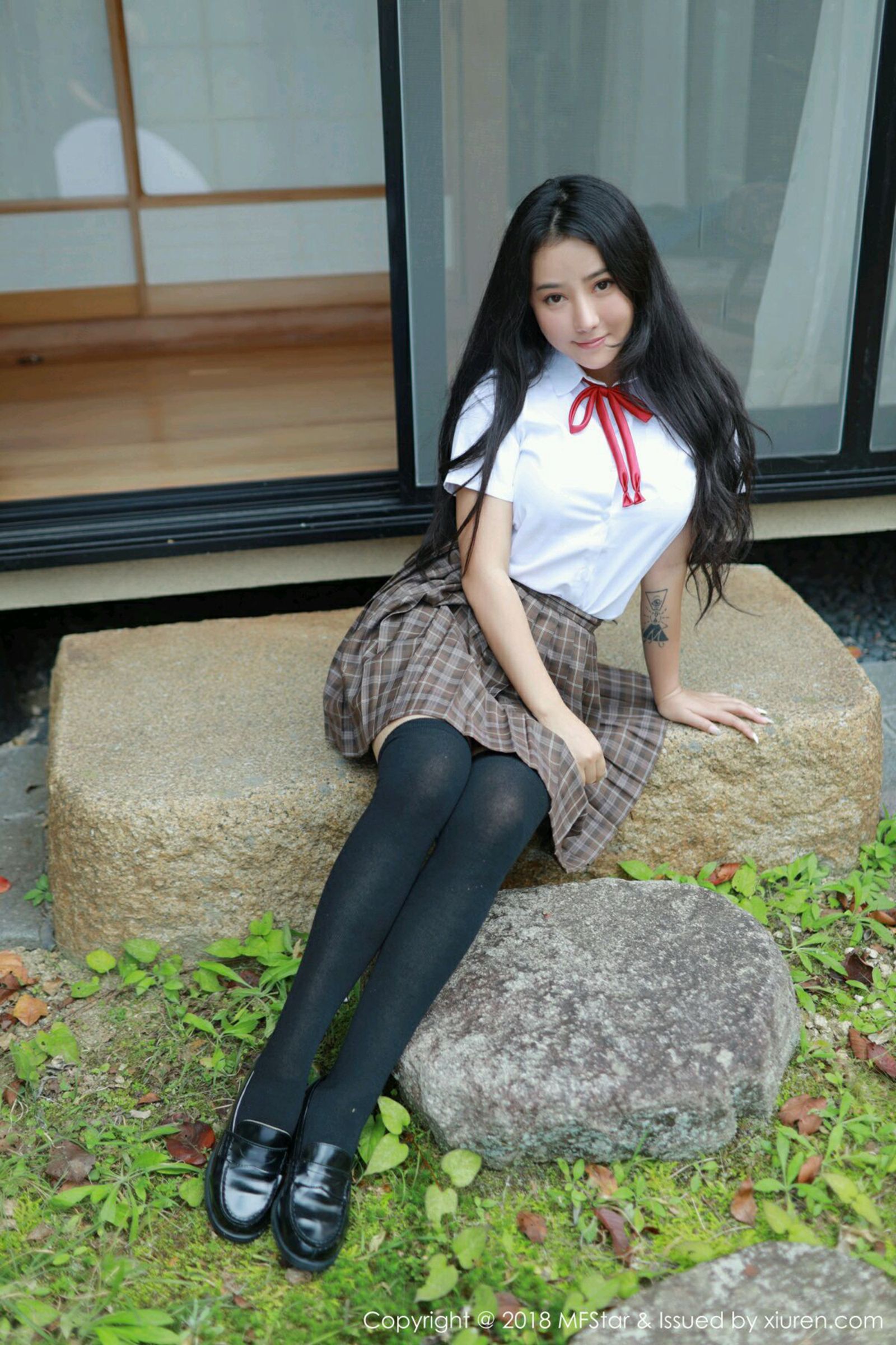 美尻美人玛鲁娜 日本学生妹制服