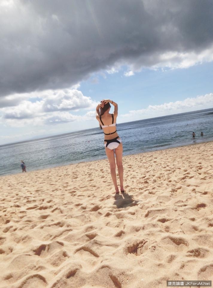 婷婷Usagi(蔡婷婷) 海量私拍闺房美照爆出