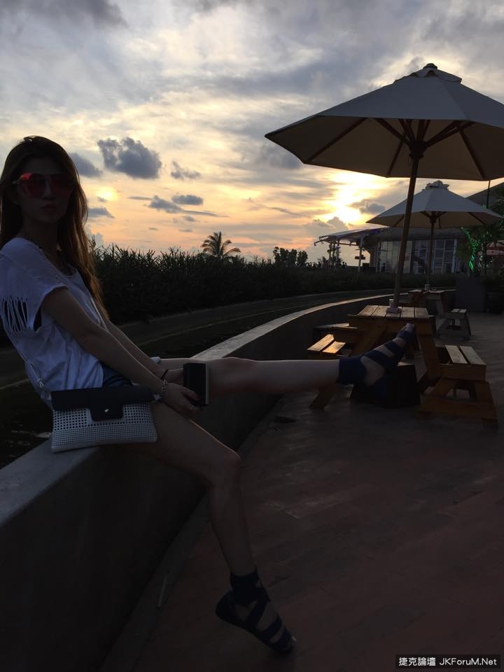 婷婷Usagi(蔡婷婷) 海量私拍闺房美照爆出