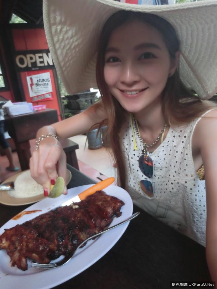 婷婷Usagi(蔡婷婷) 海量私拍闺房美照爆出