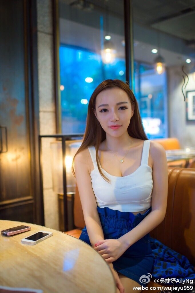 吴婕妤AilyNg S型身材魅惑写真图
