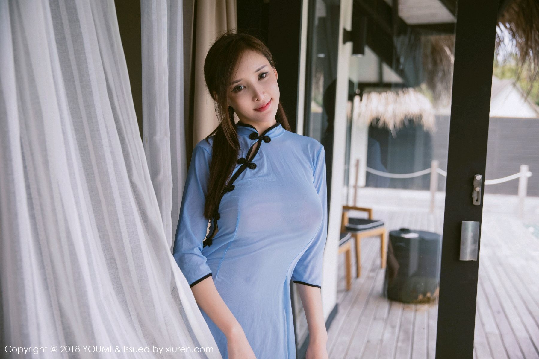 性感女神奶瓶土肥圆 蓝色半透民国风旗袍