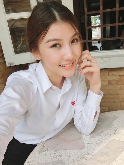 Ample(Chanidapha Phongphutthachart) 脸蛋零死角的甜美正妹