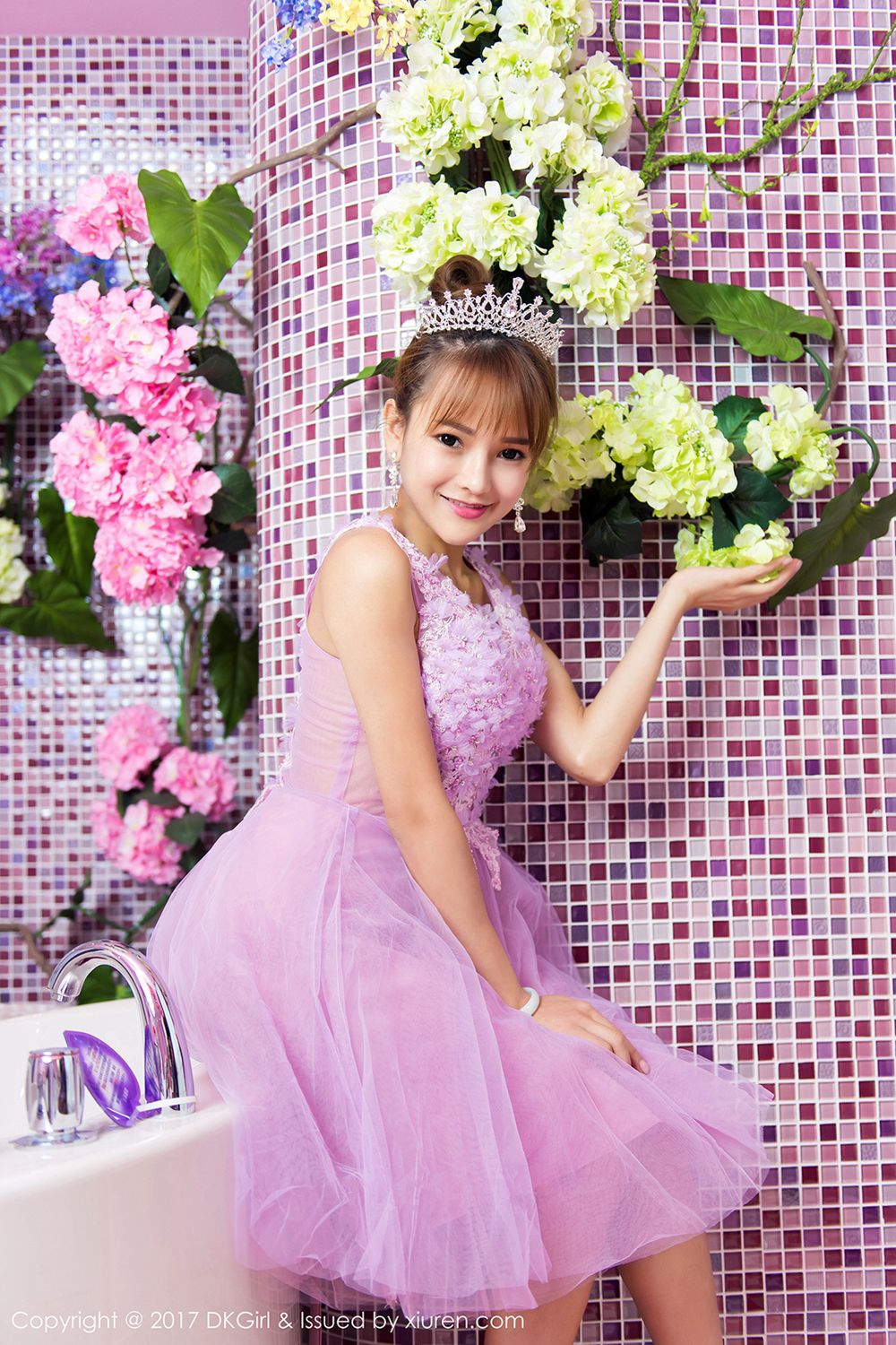 混血美人岑雨桥 时尚兼顾性感