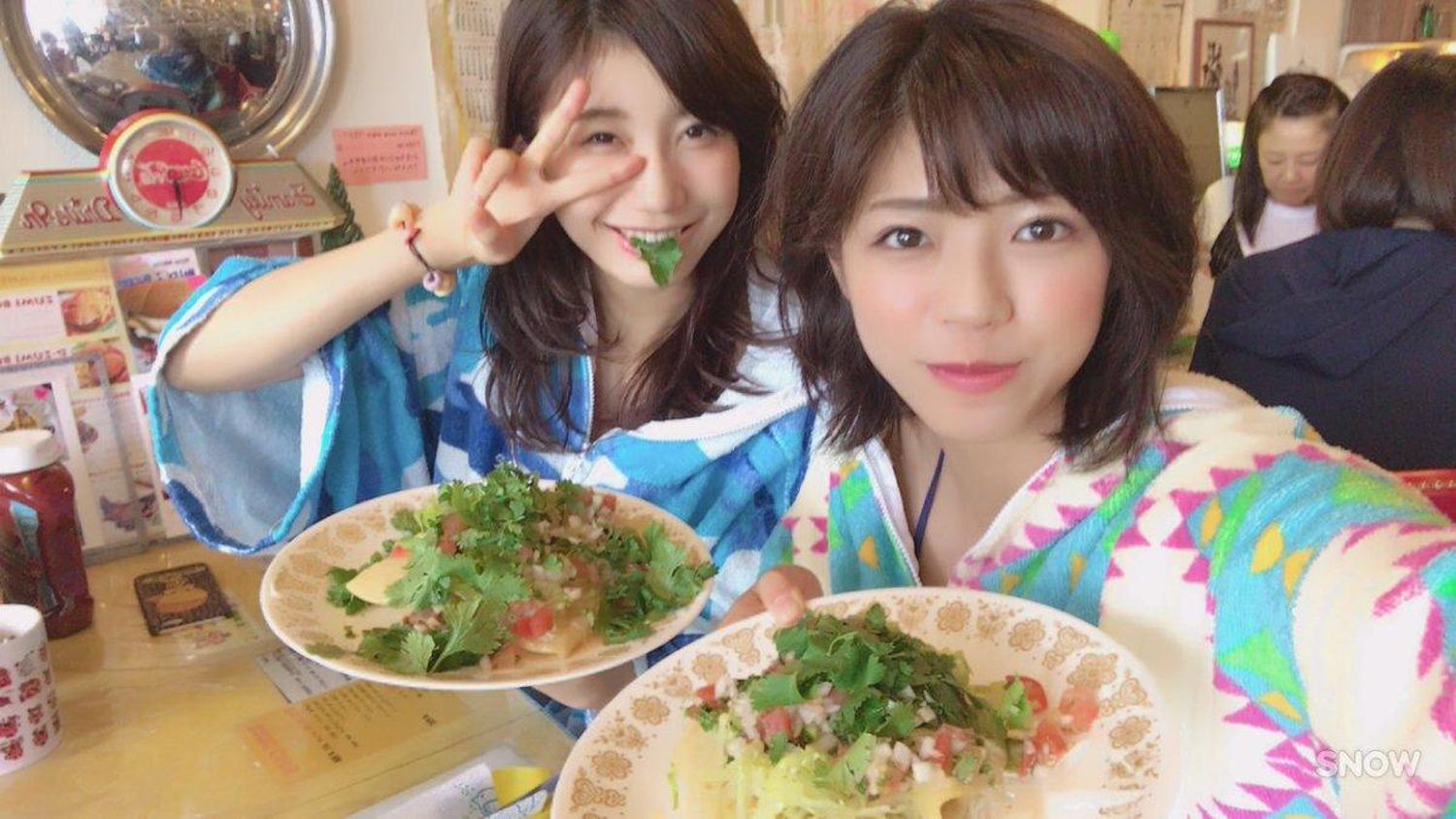 浅川梨奈&小仓优香&和智南 欧派三剑客结成