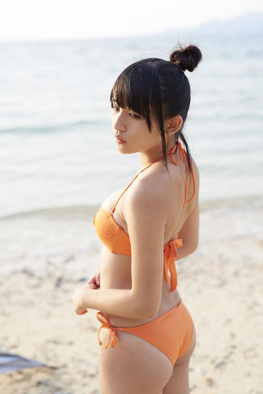 千年一遇浅川梨奈 席卷写真界的超新星