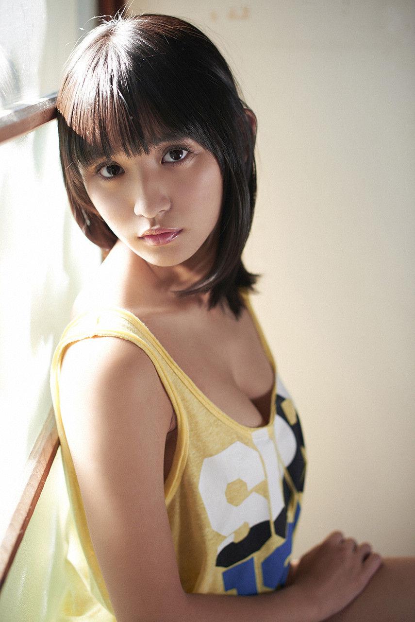 千年一遇浅川梨奈 席卷写真界的超新星
