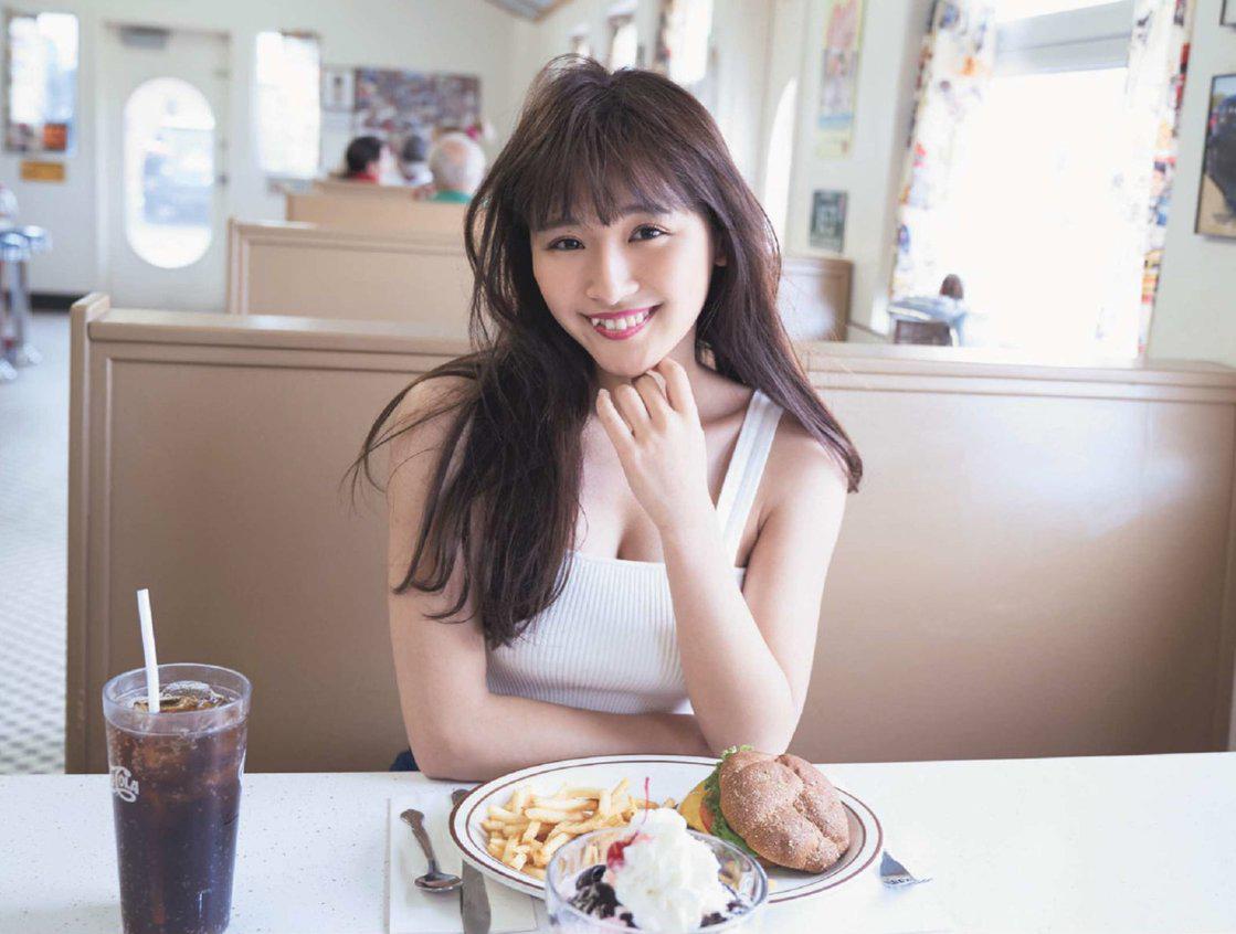 浅川梨奈- 2018年周刊杂志写真合辑
