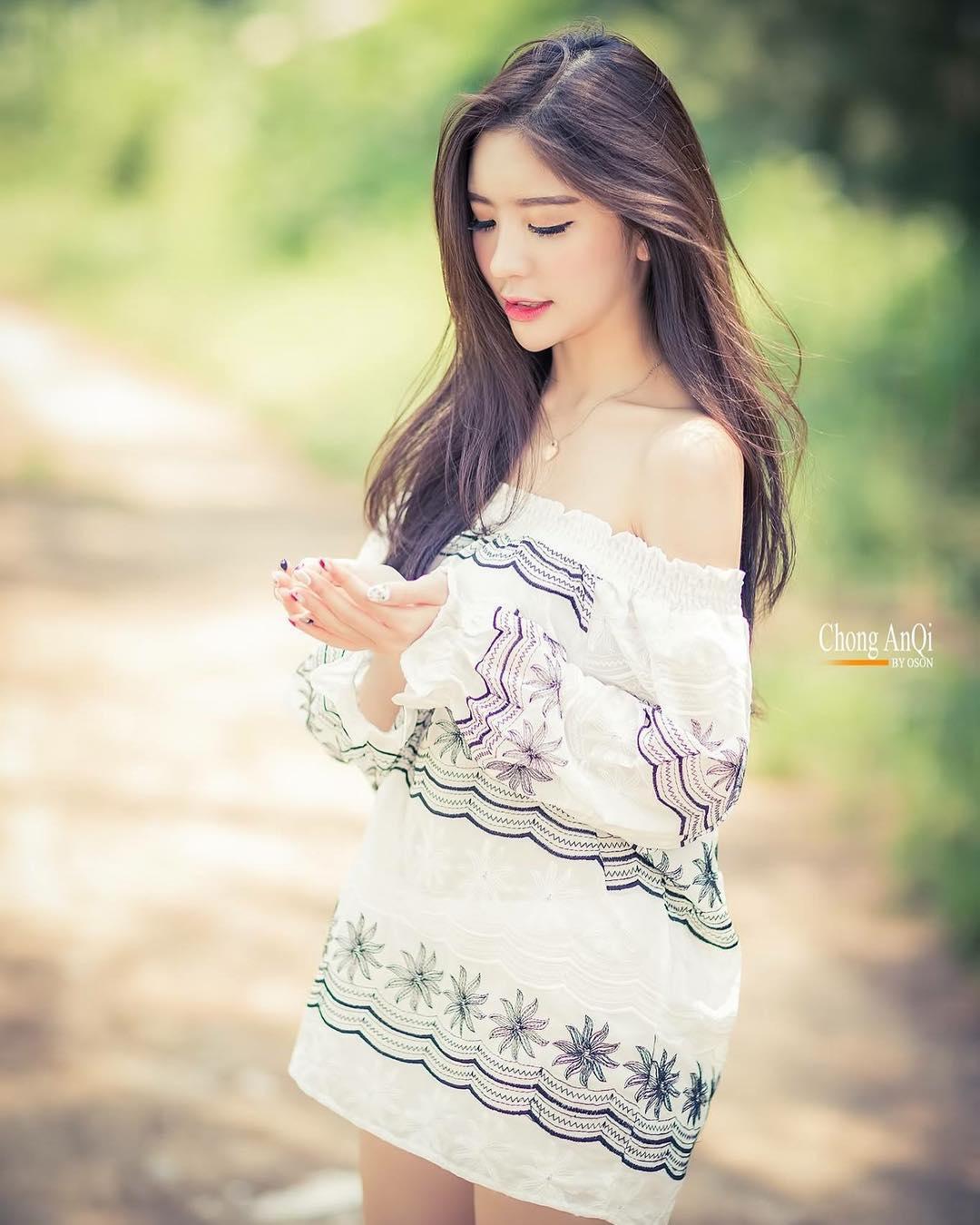 比基尼不要停!清新正妹「Chong Anqi」高颜值看不腻