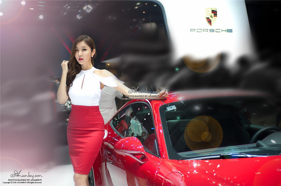 性感美女崔星雅2015韩国国际车展图片