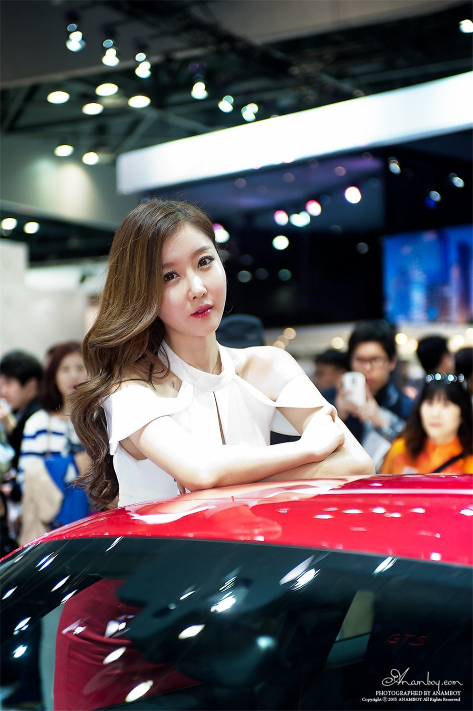 性感美女崔星雅2015韩国国际车展图片