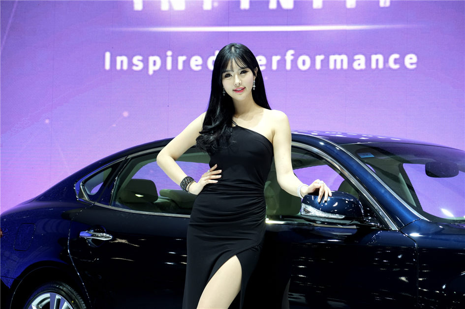 2015韩国国际车展气质美女崔星河
