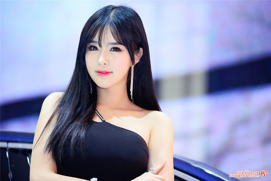 2015韩国国际车展气质美女崔星河