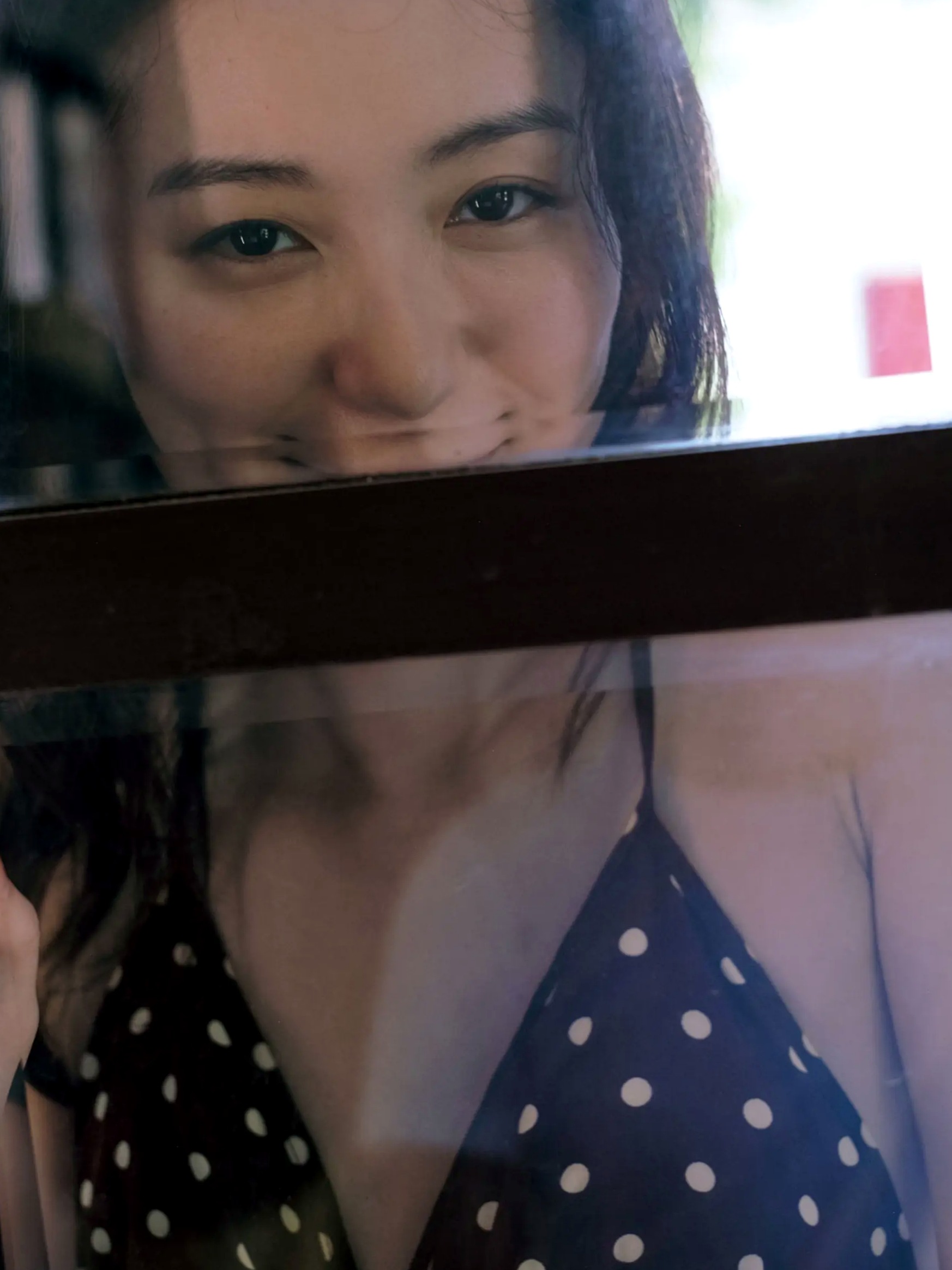 高田里穂《素描》写真:日本女神家居私房性感大片 展现慵懒诱惑美感